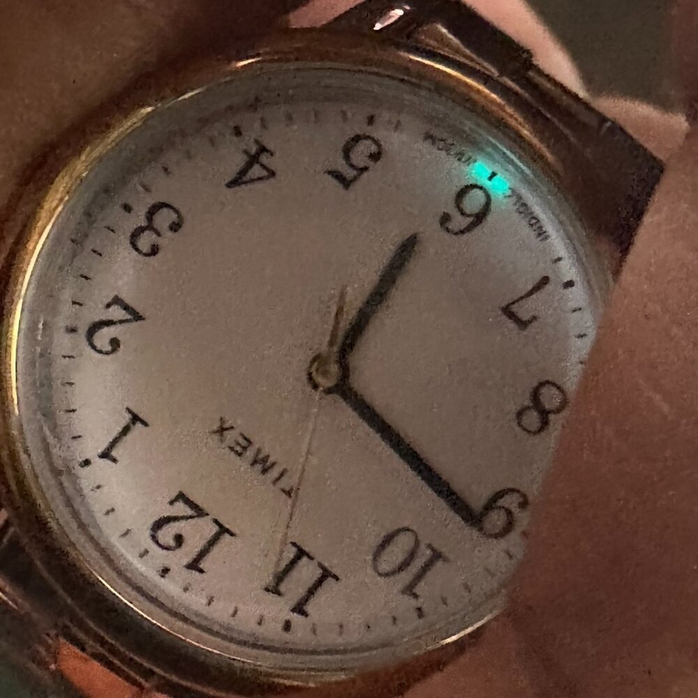 3/$30 Timex Watch Women Silver Gold Two Tone Stretch Band White Dial New Battery - Picture 4 of 14